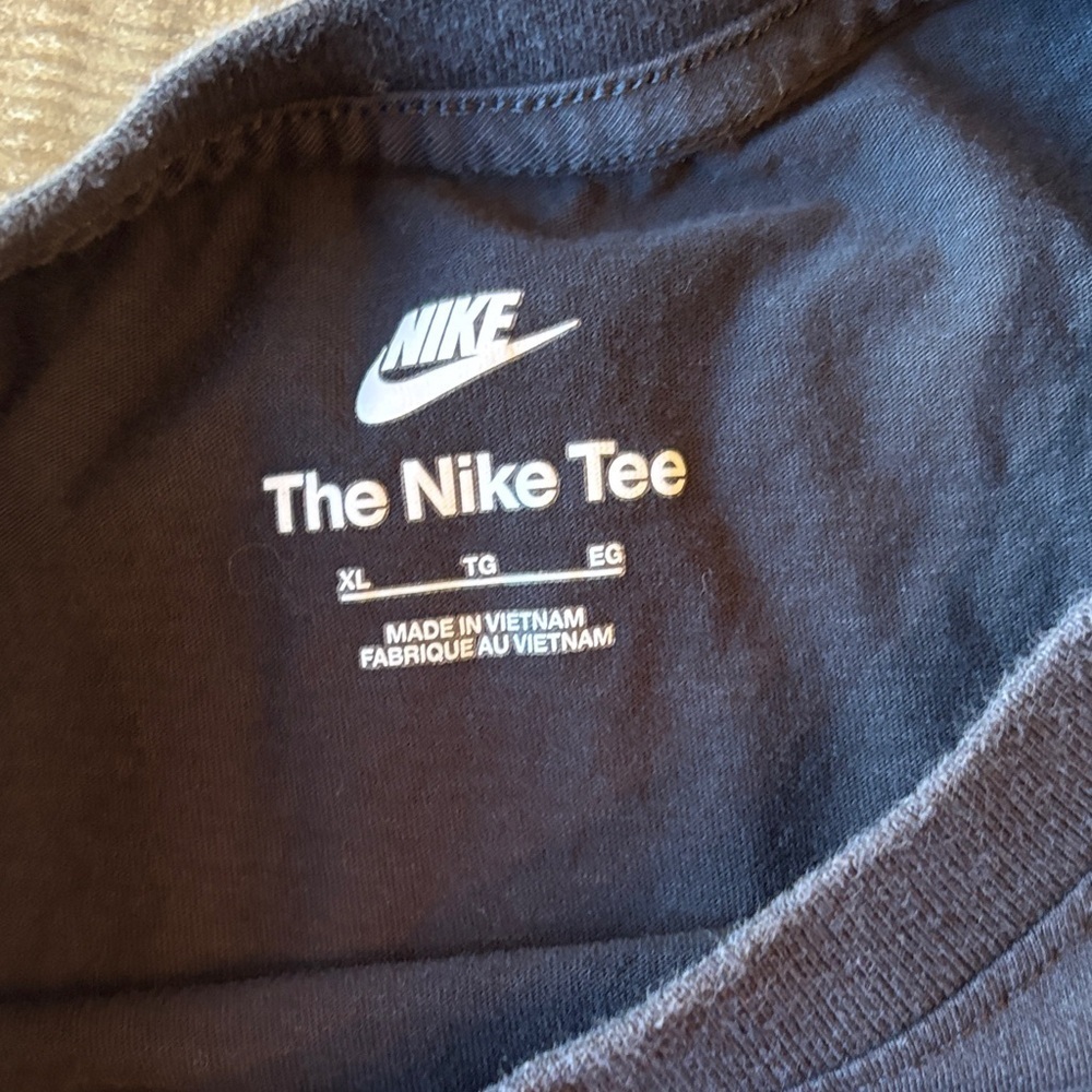 Nike black men's T - Picture 4 of 7